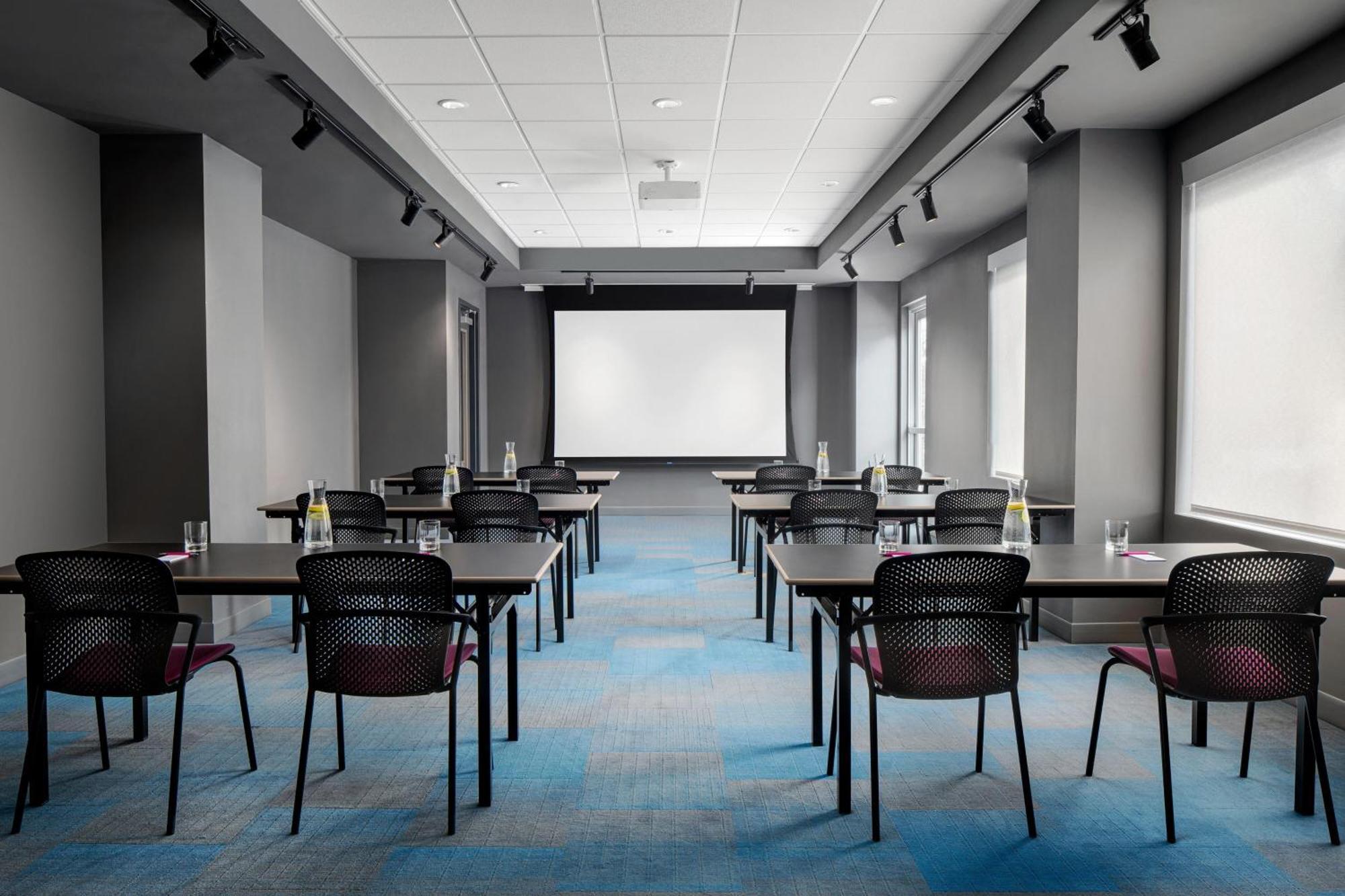 Aloft Houston Shenandoah - The Woodlands Hotel Екстериор снимка